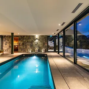 le-chalet-mont-blanc.hotels-rhonealpes.com/